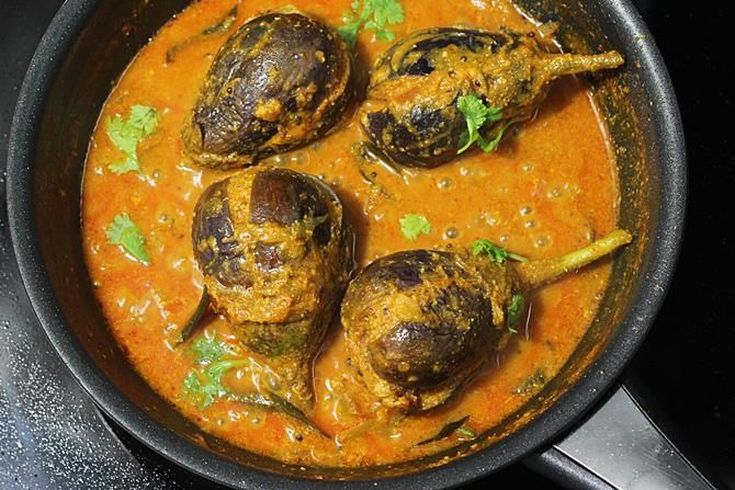 Gutti vankaya curry | Stuffed brinjal curry - Swasthi's Recipes | Recipe |  Indian vegetable curry, Indian food recipes vegetarian, South indian  vegetarian recipes