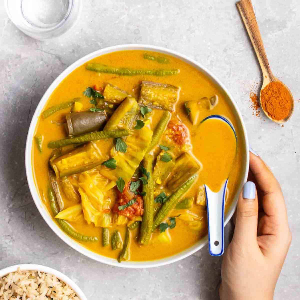 Vegan Chinese Vegetable Curry – My Plantiful Cooking