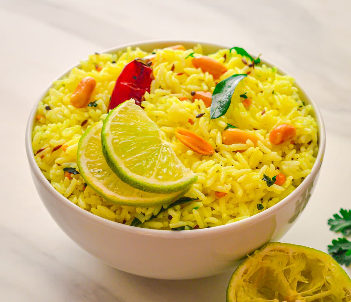 Indian Lemon Rice (Vegan Turmeric Lemon Rice) - Flavours Treat